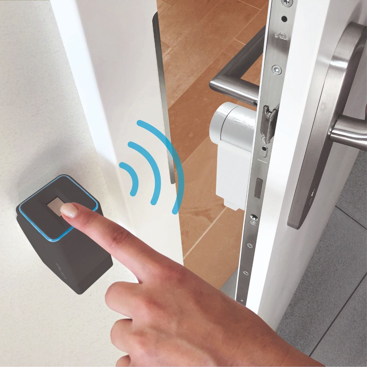 Sicherheit für Tür und Zuhause: Obertürschließer, Türspione & digitale Zugangssysteme im Vergleich